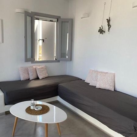 Maganiotis Rooms Kímolos المظهر الخارجي الصورة